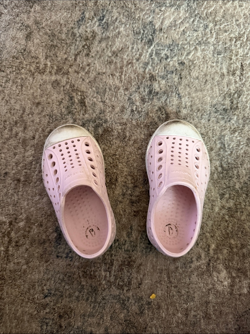 Native toddler Pink Slip-On Water Shoes